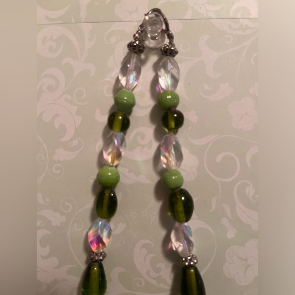 💚🍀HANDMADE Green on Green beaded Necklace & Bracelet set 💚🍀 - Picture 3 of 5